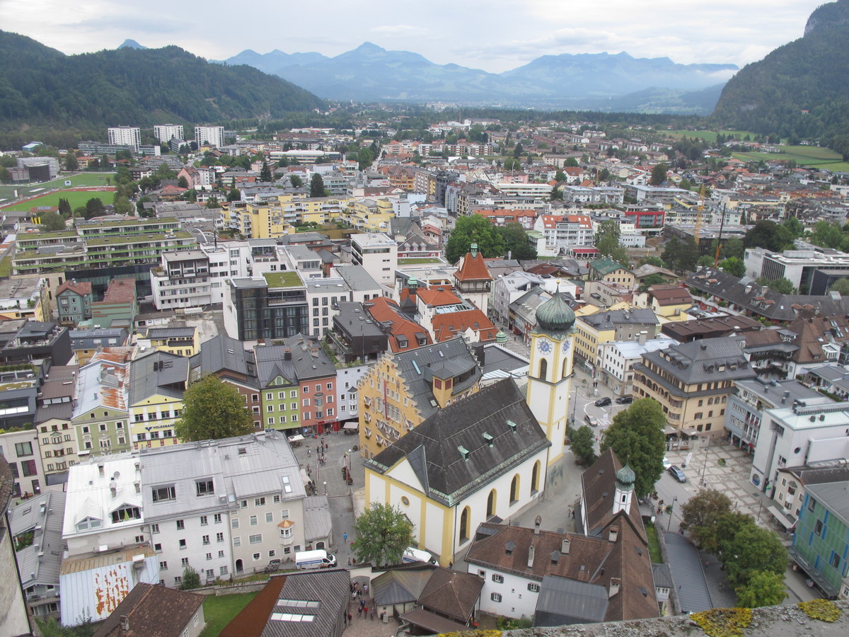 Pogled na Kufstein z gradu