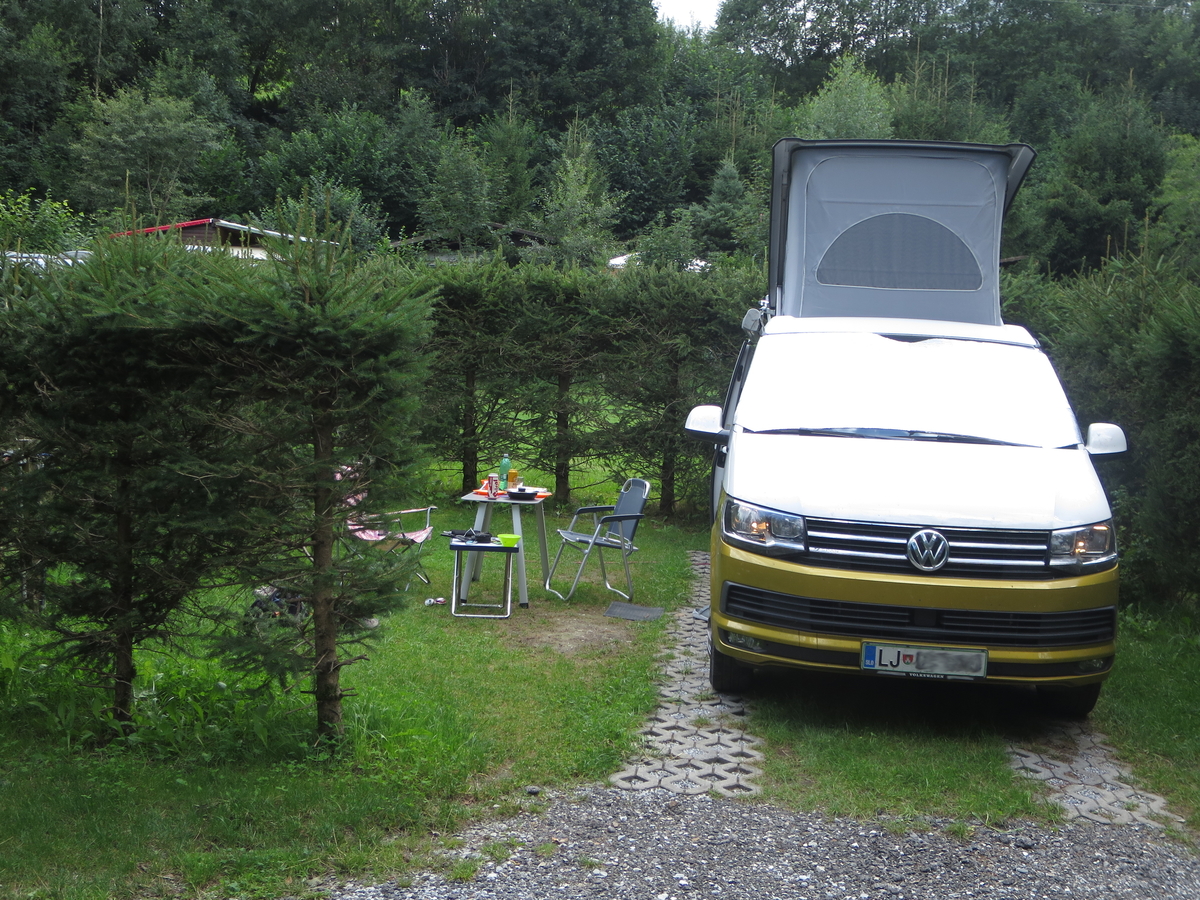 Lep prostorček v kampu v vasi Hirschegg
