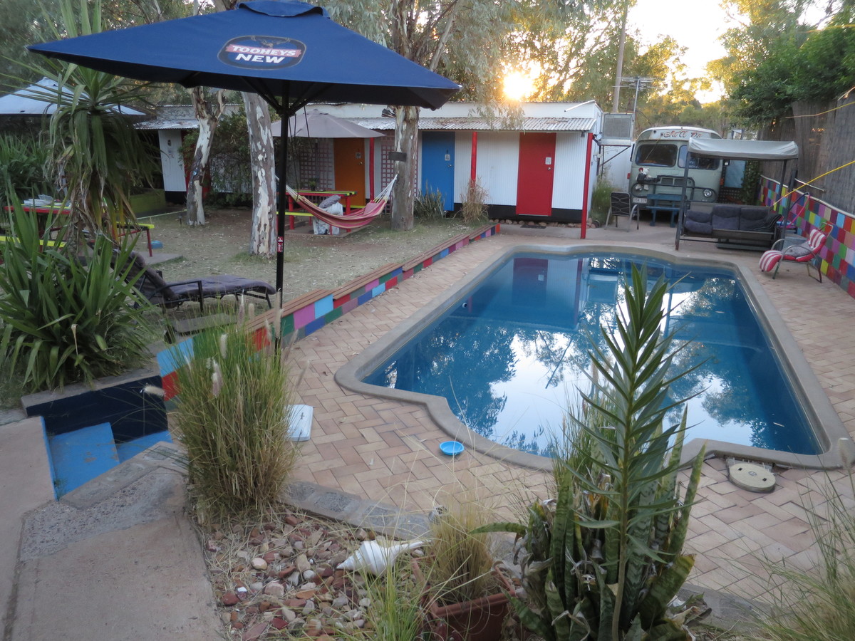 Kaotično prijazen hostel v Alice Springs
